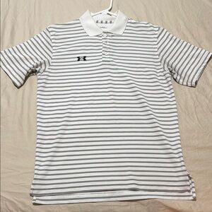 Under Armour Black and White Polo Shirt Sporty Design